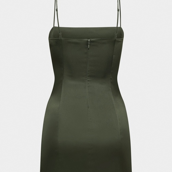 Sunday Best Green Bodycon Cocktail Dress - Picture 3 of 6